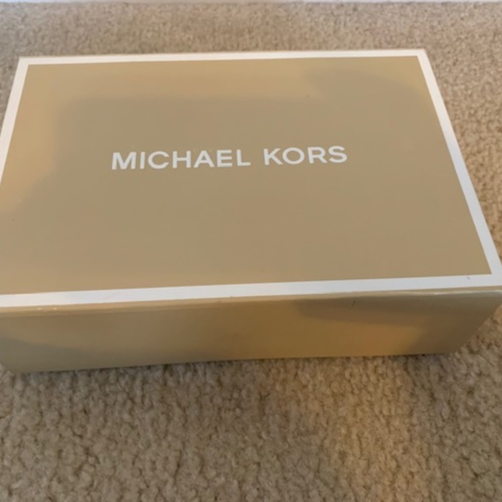 Michael Kors Continental Wrist Wallet - Black